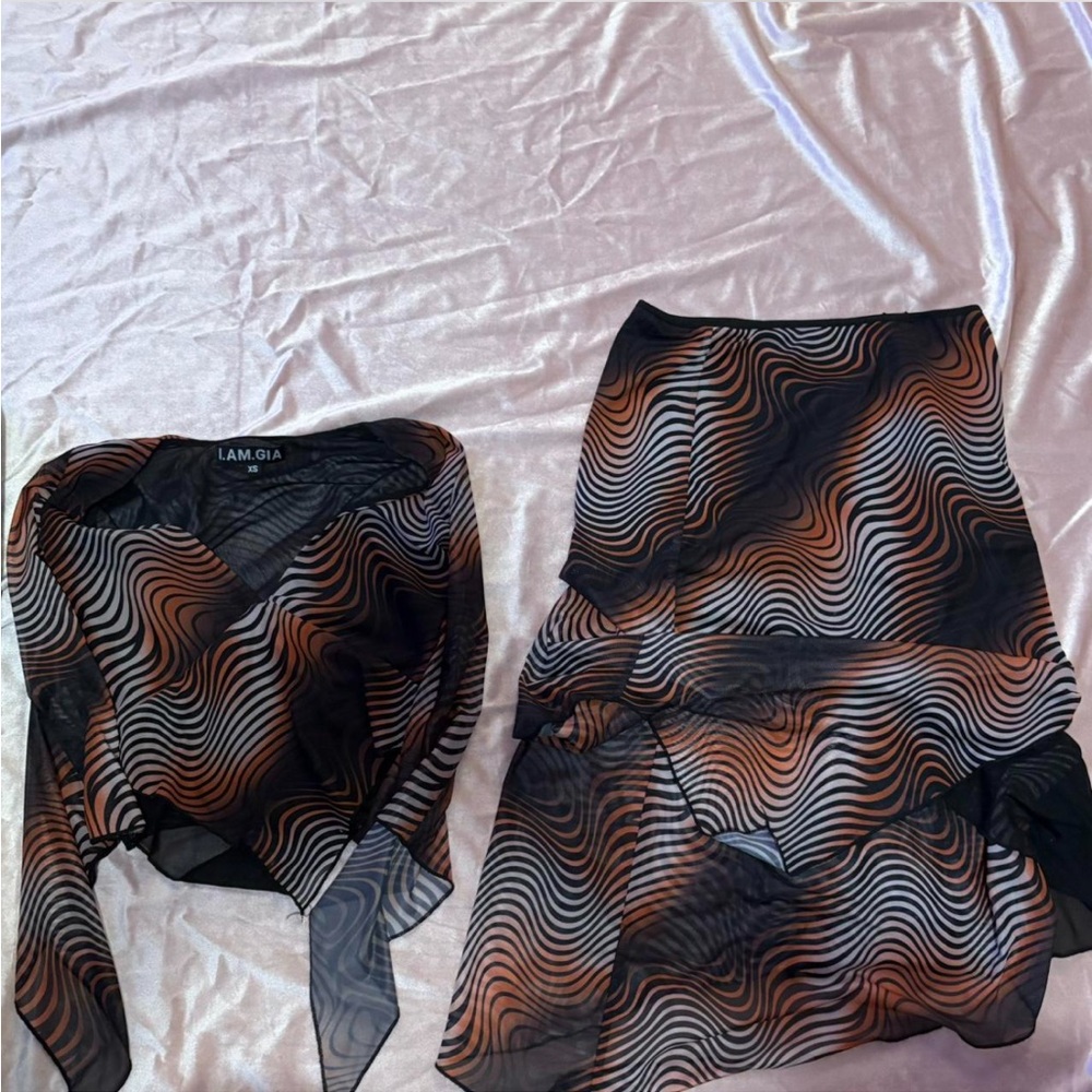 Brown and black l top and skirt set from I am Gia size xs but has stretch to it